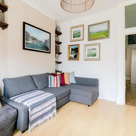 Artistic Pied-A-Terre, Steps From The Tube, Moments From London'S Heart Appartement Buitenkant foto
