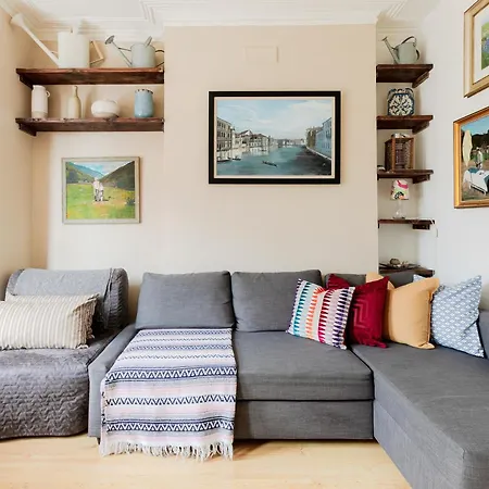 Artistic Pied-A-Terre, Steps From The Tube, Moments From London'S Heart Appartement Buitenkant foto